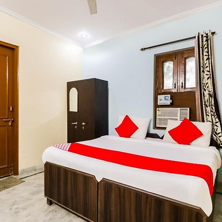 Hotel O Maurya Residency Gurgaon Exteriör bild